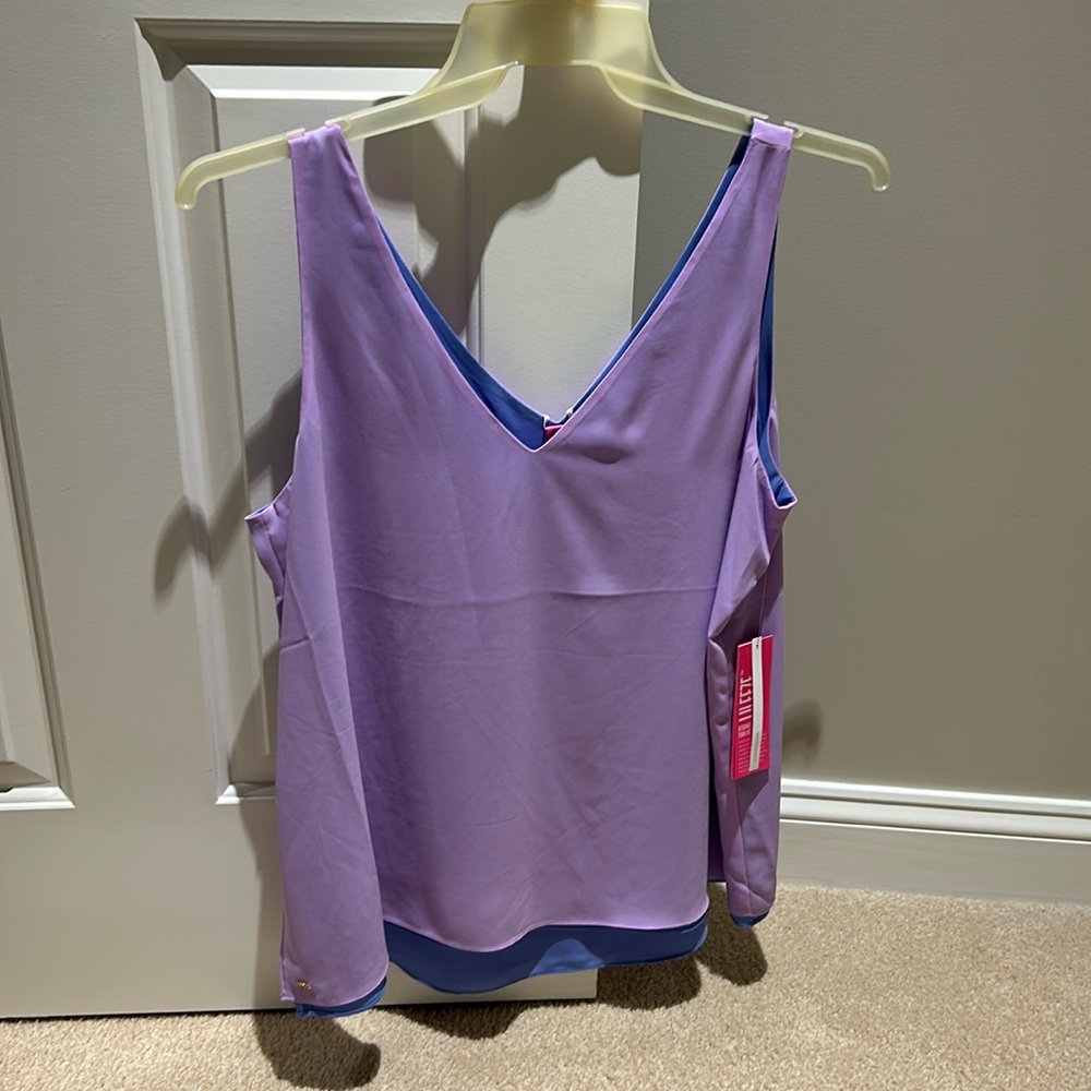Lilly Pulitzer NWT Florin Sleeveless Scoop top blouse size large Reversible.
